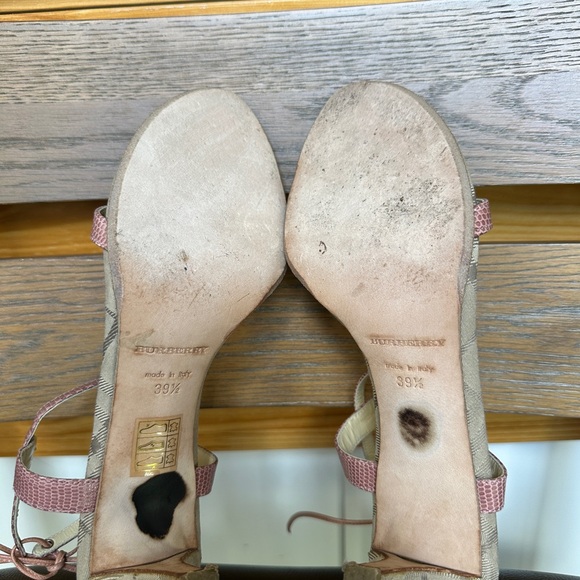 Burberry sandals 39 1/2 - Picture 7 of 9